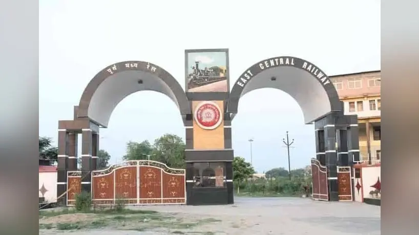 मऊ और कोलकाता के बीच चलेगी स्पेशल ट्रेन, यात्रियों को मिलेगी राहत