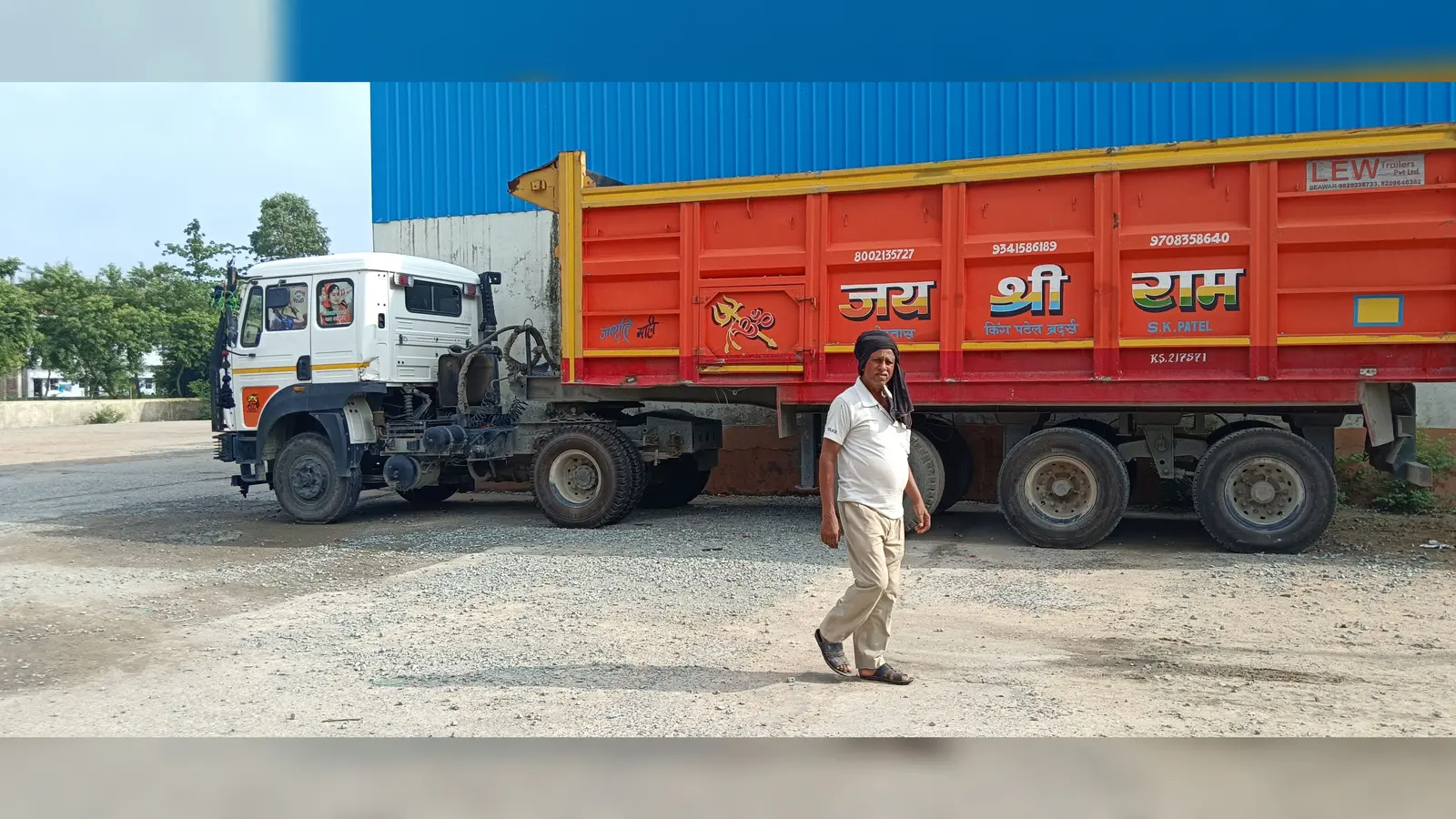 रोहतास: दिनारा प्रखंड परिसर में जब्त ट्रक से डायनेमो-मोटर सेट चोरी, पुलिस ने BNS 303(2) के तहत दर्ज किया मामला