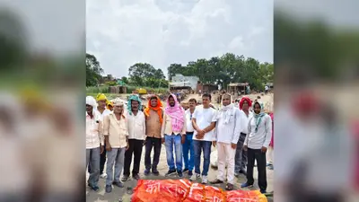 बक्सर के ग्रामीण आवास सहायक का निधन, आवास कर्मियों ने दो मिनट का मौन रख दी श्रद्धांजलि
