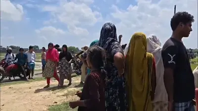 धोरैया के गड़िया पोखर में मिला महिला का शव, चप्पल-ओढ़नी से हुई पहचान, जांच में जुटी पुलिस