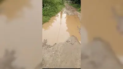 कहलगांव के वर्मा कॉलोनी में अब तक नहीं पहुंची पक्की सड़क, बरसात में घर से निकलना हो जाता है मुश्किल