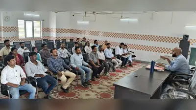 जमीन के काम के लिए बार-बार अंचल कार्यालय का चक्कर न लगाएं लोग, बंजरिया CO ने कर्मियों को दिए ये निर्देश