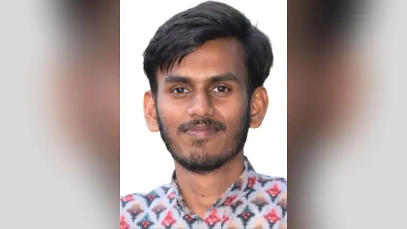 सीवान के अनीश कुमार शर्मा ने NEET में हासिल किए 600 अंक, तीसरे प्रयास में मिली सफलता, परिवार में खुशी