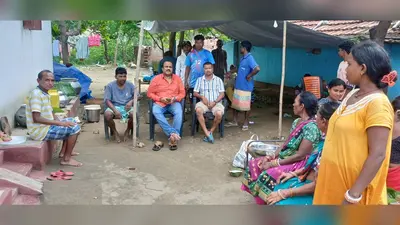 दिवंगत नेता के परिजनों से मिले कांग्रेस जिलाध्यक्ष