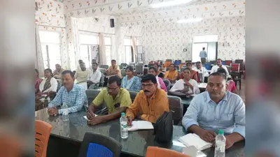 औरंगाबाद: मदनपुर में नए राशन कार्ड अभियान की समीक्षा, 13 अगस्त तक 4280 कार्ड बनाने का लक्ष्य