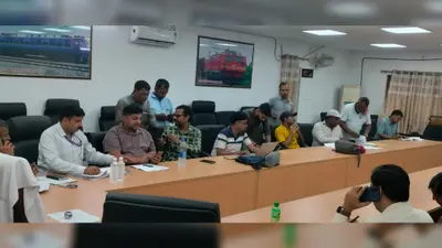 गया जी : DDU मंडल में कर्मचारी परिवाद निस्तारण शिविर, 799 कर्मचारियों ने उठाया लाभ; 29 शिकायतों का मौके पर समाधान