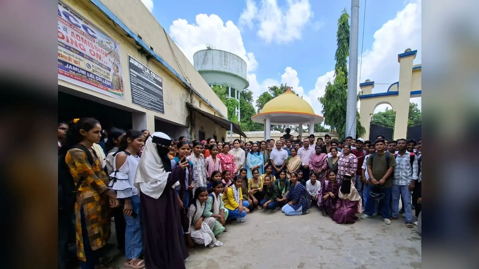 हाजीपुर: शिक्षा, राष्ट्रीय उत्थान के साथ-साथ सामाजिक एवं नैतिक मूल्यों का संरक्षक है : प्राचार्य