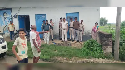 मानपुर में जल निकासी विवाद सुलझा, प्रशासन ने जेसीबी से हटाया सड़क पर जमा पानी