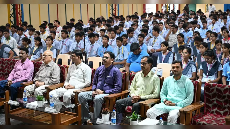 जीवन में सफलता के साथ सार्थकता भी जरूरी : राजीव कमल बिट्टू