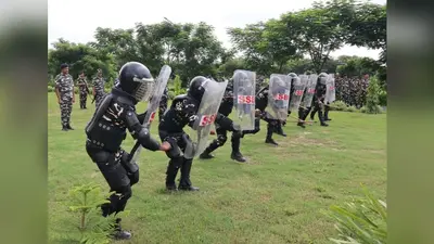 उग्र भीड़ सामने हो तो कैसे संभालेंगे हालात? रक्सौल में SSB जवानों ने किया दंगा नियंत्रण का अभ्यास