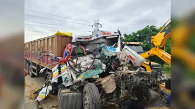 बक्सर में छह महीने में 92 सड़क हादसे, 84 लोगों की मौत, यातायात नियमों की अनदेखी बनी बड़ी वजह