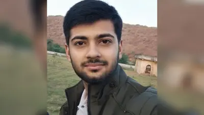 बेगूसराय: बरौनी के सत्यजीत कात्यायन को नीट परीक्षा में आया 1136वां स्थान, किसान के बेटे ने बढ़ाया मान