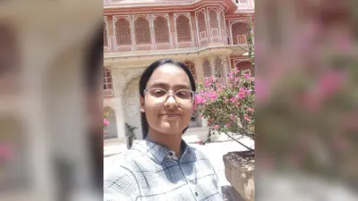 लखीसराय जिले के हलसी की बेटी सुप्रिया ने NEET 2026 में मारी बाजी, AIR 13300 हासिल कर पूरा किया दादा का सपना