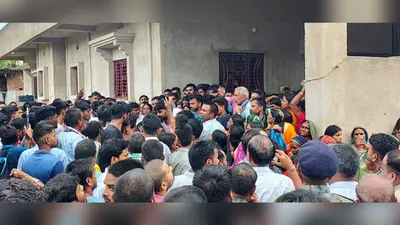 घायल पुलिस जवान नरेश कुमार ने तोड़ा दम, राजकीय सम्मान के साथ अंतिम संस्कार