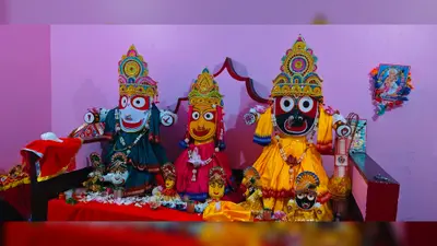 खरसावां व हरिभंजा मौसीबाड़ी में महाप्रभु के दर्शन को उमड़े भक्त