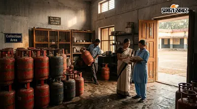 मिड-डे मील के लिए स्कूलों को लौटाने होंगे 19 किलो के कमर्शियल सिलिंडर, विभाग ने जारी किया निर्देश