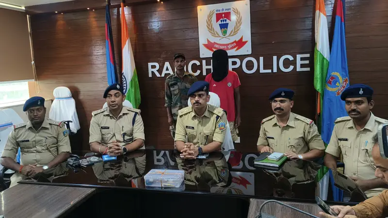 हवाई फायरिंग से रोकने पर दोस्त को मारी थी गोली, मुख्य आरोपी गिरफ्तार