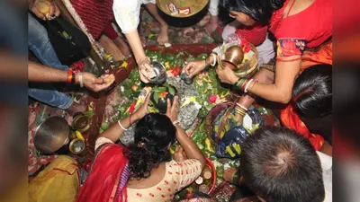 ठाकुरगंज का ऐतिहासिक हरगौरी मंदिर शिवभक्ति के रंग में डूबा: बंगला सावन के पहले दिन उमड़ा आस्था का सैलाब