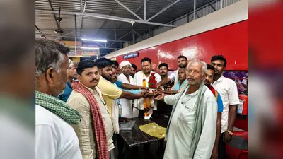 झाझा में छेना और खोवा होगा महंगा, विक्रेता संघ ने 20 रुपये प्रति किलो बढ़ाने का लिया फैसला