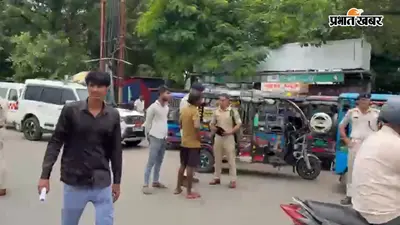 पटना के कारगिल चौक पर चला अभियान, बिना लाइसेंस के 32 ई-रिक्शा जब्त