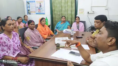 फारबिसगंज में आशा फैसिलिटेटरों की बैठक: गर्भवती महिलाओं की प्रसव पूर्व जांच और 31 जुलाई तक परिवार नियोजन लक्ष्य पूरा करने के निर्देश