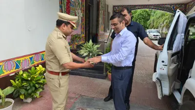 सीवान पहुंचे प्रभारी डीआईजी, अपराध नियंत्रण और लंबित कांडों के त्वरित निष्पादन के दिए निर्देश