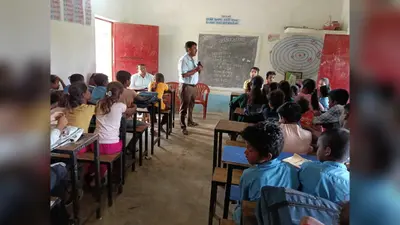 बजराहा स्कूल में सुरक्षित शनिवार कार्यक्रम, बच्चों को स्वच्छता और स्वास्थ्य का दिया गया संदेश