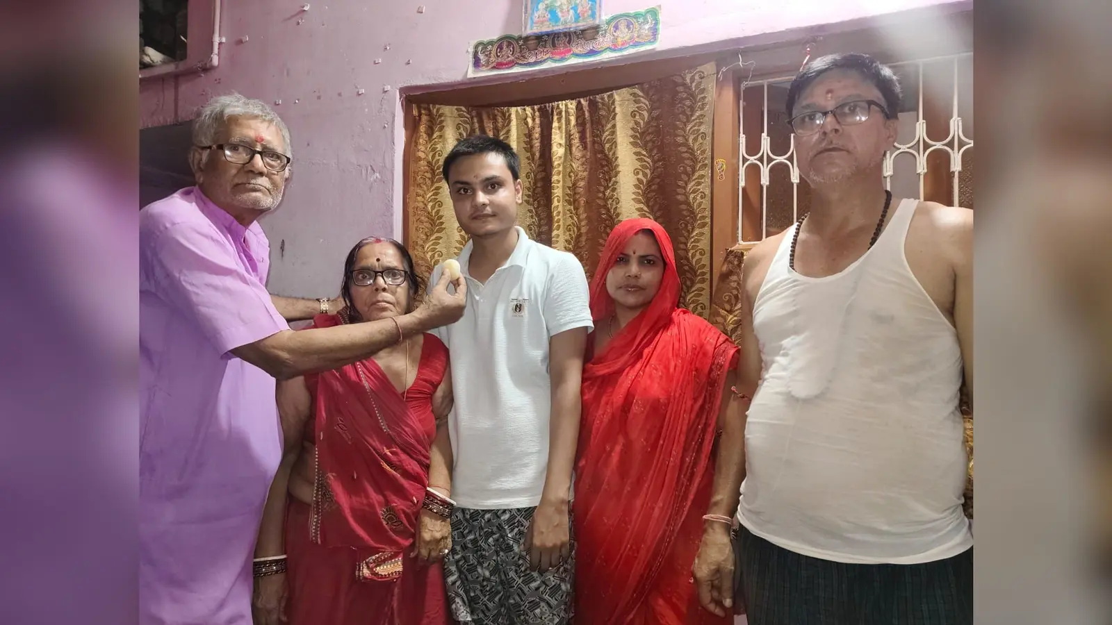 सहरसा के लगमा गांव के आदित्य कुमार ने नीट में हासिल की शानदार सफलता, ऑल इंडिया रैंक 22,888