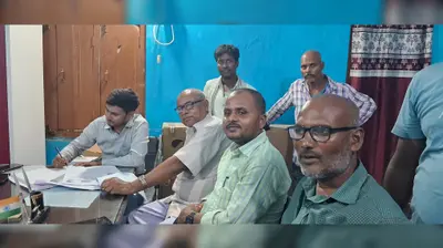 कुशेश्वरस्थान पूर्वी में जनता दरबार में पांच भूमि विवादों की सुनवाई, तीन मामलों का मौके पर हुआ निपटारा