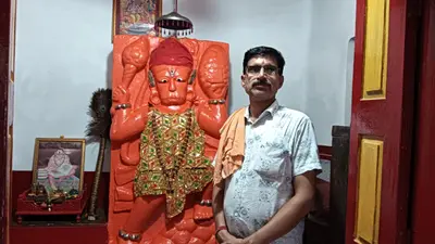 पूजा चल रही थी, तभी गायब हो गया हनुमान जी का चांदी का मुकुट... रक्सौल मंदिर में चोरी से हड़कंप