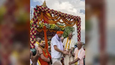 बक्सर इस्कॉन मंदिर पड़री के तत्वावधान में निकली रथ यात्रा, हरिनाम संकीर्तन, पुष्पवर्षा और महाप्रसाद से भक्तिमय हुआ शहर