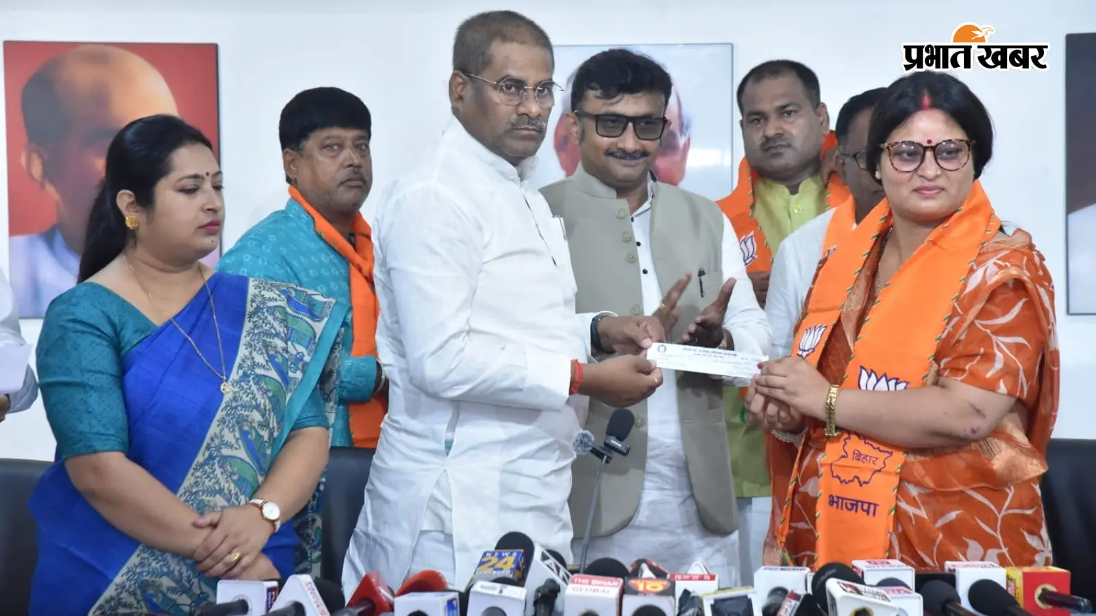 किस्तों में टूट रही है प्रशांत किशोर की पार्टी, बांकीपुर उपचुनाव से पहले जन सुराज के तीन और नेता बीजेपी में शामिल