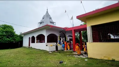बांग्ला पंचांग की पहली सोमवारी कल, कुम्हिया शिव मंदिर में उमड़ेगा श्रद्धालुओं का जनसैलाब