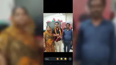 कैंसर पीड़ित मां और भाई की मौत के गम को भुलाकर, पलासी के आदर्श ने पास की NEET परीक्षा
