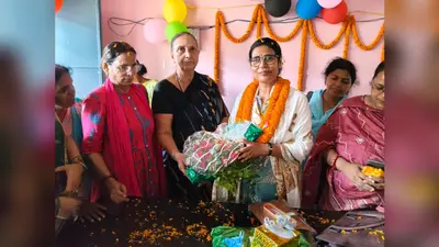 सूर्यगढ़ा की सीडीपीओ रीना कुमारी को भावभीनी विदाई, एकमा हुईं स्थानांतरित, रूबी सिंह ने संभाला अतिरिक्त प्रभार