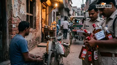 मुजफ्फरपुर में शराब की होम डिलीवरी करने जा रहा धंधेबाज गिरफ्तार, यूपी निर्मित 24 बोतलें बरामद