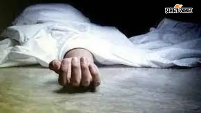 पटना सिटी में पानी फल के खेत में डूबने से युवक की मौत वहीं चौक थाना क्षेत्र में सड़क किनारे मिला अधेड़ का शव