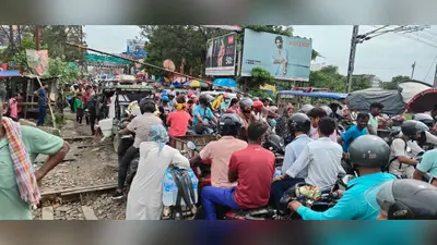रक्सौल का जाम बना मुसीबत, सायरन बजाती रही 112 की गाड़ी और एंबुलेंस भी नहीं निकल सकी