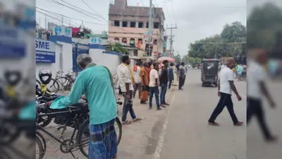 हर सुबह मजदूरों से भर जाते हैं मोतिहारी के चौराहे, काम मिले तो चूल्हा जले, नहीं तो खाली हाथ लौटना पड़ता है
