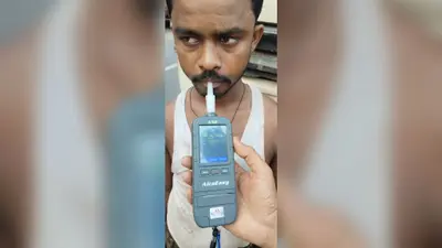 शराब पीकर वाहन चला रहे दो चालक पकड़े गये