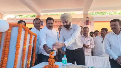 पश्चिम चंपारण के 18 प्रखंडों में सरस्वती विद्या निकेतन मॉडल स्कूलों की शुरुआत, अब सरकारी स्कूलों में मिलेगी आधुनिक शिक्षा