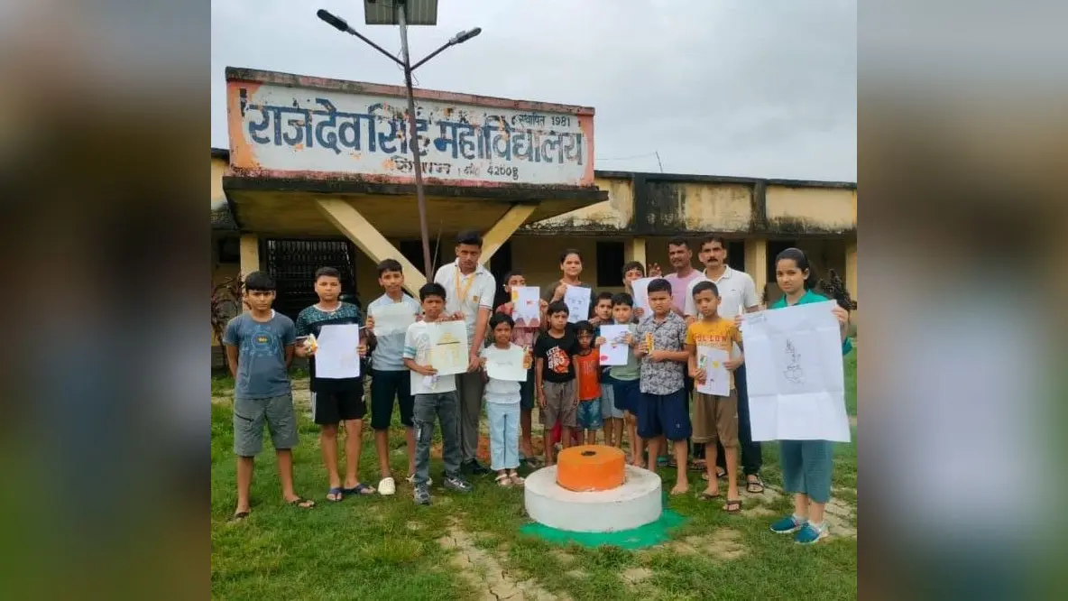 सीवान: चित्रकला प्रतियोगिता के विजेताओं का सम्मान, विद्यार्थियों में रचनात्मकता और राष्ट्रभावना पर जोर