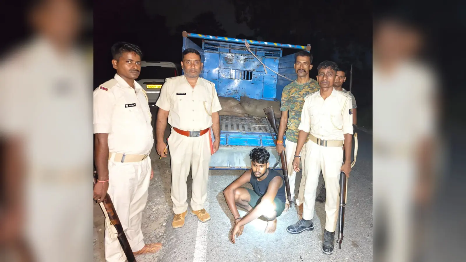 वैशाली: महुआ में 400 लीटर देशी शराब बरामद, एक तस्कर गिरफ्तार, नेटवर्क खंगालने में जुटी पुलिस