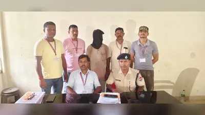 गया जंक्शन पर ऑपरेशन उपलब्ध के तहत दलाल गिरफ्तार, तत्काल टिकट पर वसूलता था अतिरिक्त रकम