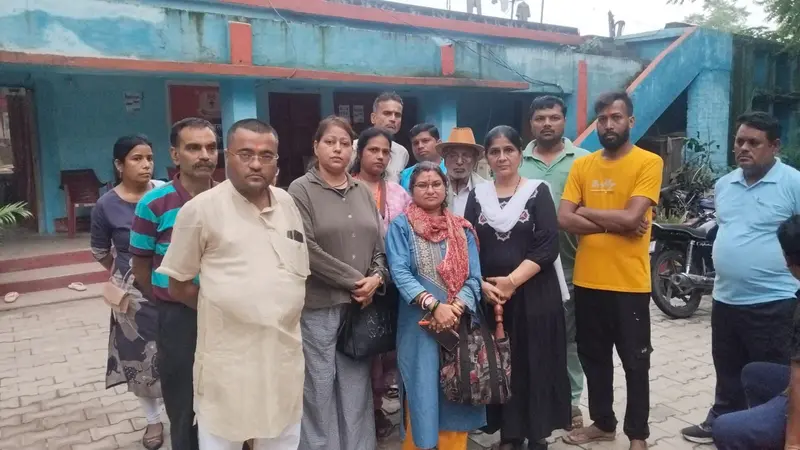 बागबेड़ा में छिनतई का प्रयास कर रहे बदमाशों से भिड़ी महिला रेलकर्मी, एक धराया, साथी फरार