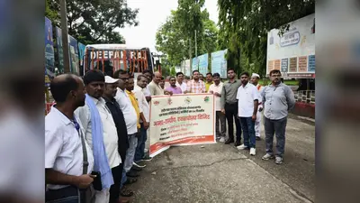 पंचायतों को मॉडल बनाने की सीख लेने उत्तर प्रदेश रवाना हुए पश्चिम चंपारण के 42 मुखिया