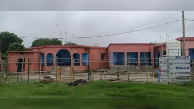 विद्यालय भवन निर्माण में अनियमितता का आरोप, मुख्यमंत्री से जांच की मांग
