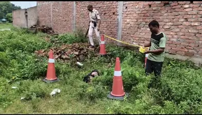 बथनाहा में संदिग्ध हालात में 18 वर्षीय युवक का शव मिलने से सनसनी, हत्या या हादसा? पुलिस हर एंगल से कर रही जांच