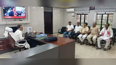 आरा: डीएम से मिले एनडीए के जिलाध्यक्ष, कई समस्याओं से कराया अवगत