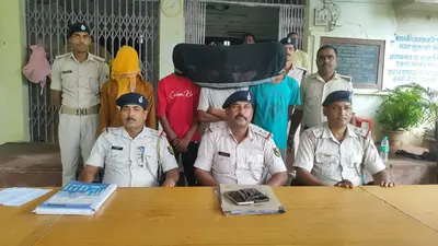 सीवान: महाराजगंज में लूट की बड़ी साजिश नाकाम, हथियार और कारतूस के साथ चार अपराधी गिरफ्तार
